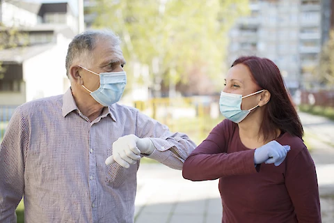 4 Ways Aging Adults Can Develop New Friendships