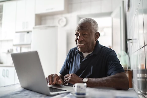 Caring for Your Aging Loved One from a Distance